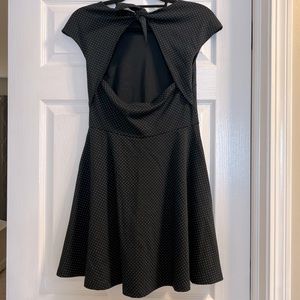 GAP Petite Black and White Polka Dot Backless Tie Back Summer Dress